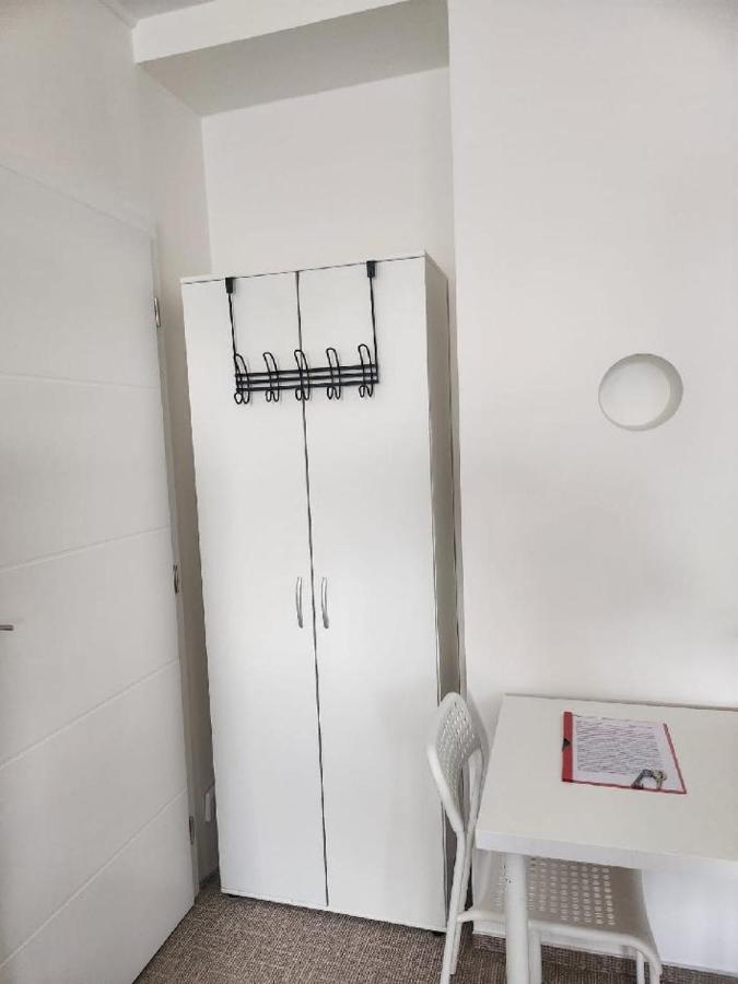 Homestay U Hanky Zdiby Buitenkant foto